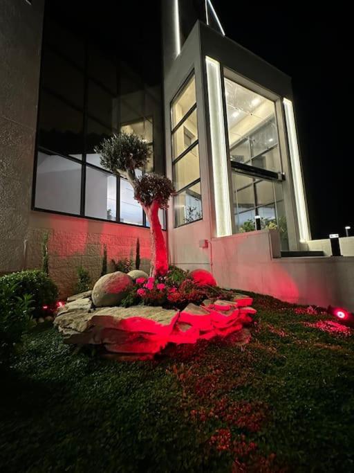 Appartamento Privet Near Downtown Kh&Sh Ash Shumaysani Esterno foto
